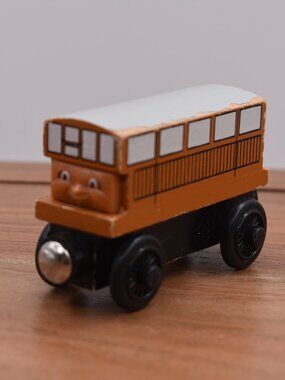 1999 Catherine NO TRAILER Train Tank Engine Thomas & Friends Wooden Railw…
